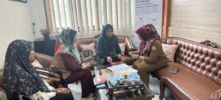 UUI Tanda Tangan MoU dengan SMAN 8 Banda Aceh, Komit Kembangkan Kualitas SDM