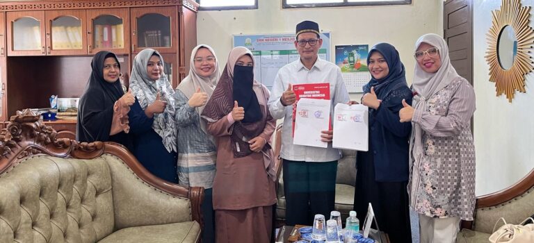 Prodi Arsitektur UUI Gandeng SMK Negeri 1 Mesjid Raya sebagai Sekolah Binaan