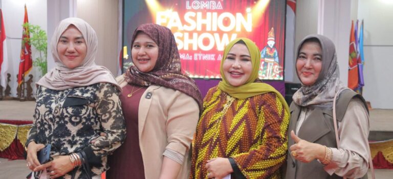 Lomba Fashion Show Meriahkan Dies Natalis UUI ke-XI, Puluhan Peserta Unjuk Gaya dan Bakat