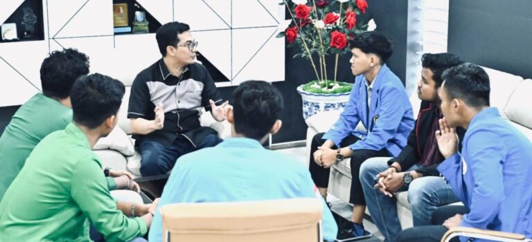 Presma BEM Nusantara Aceh Audiensi dengan Ketua DPRK Banda Aceh, Bahas Peran Mahasiswa dalam Pembangunan Daerah